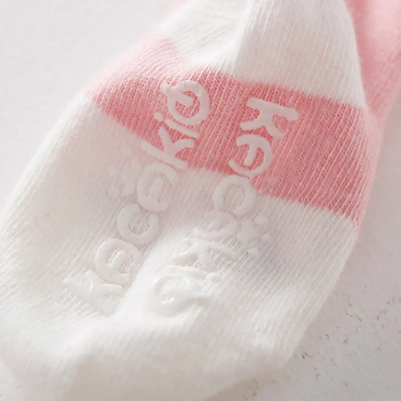 

Baby Unisex Lovely Cartoon Socks Breathable Warm Cotton Thickening Socks