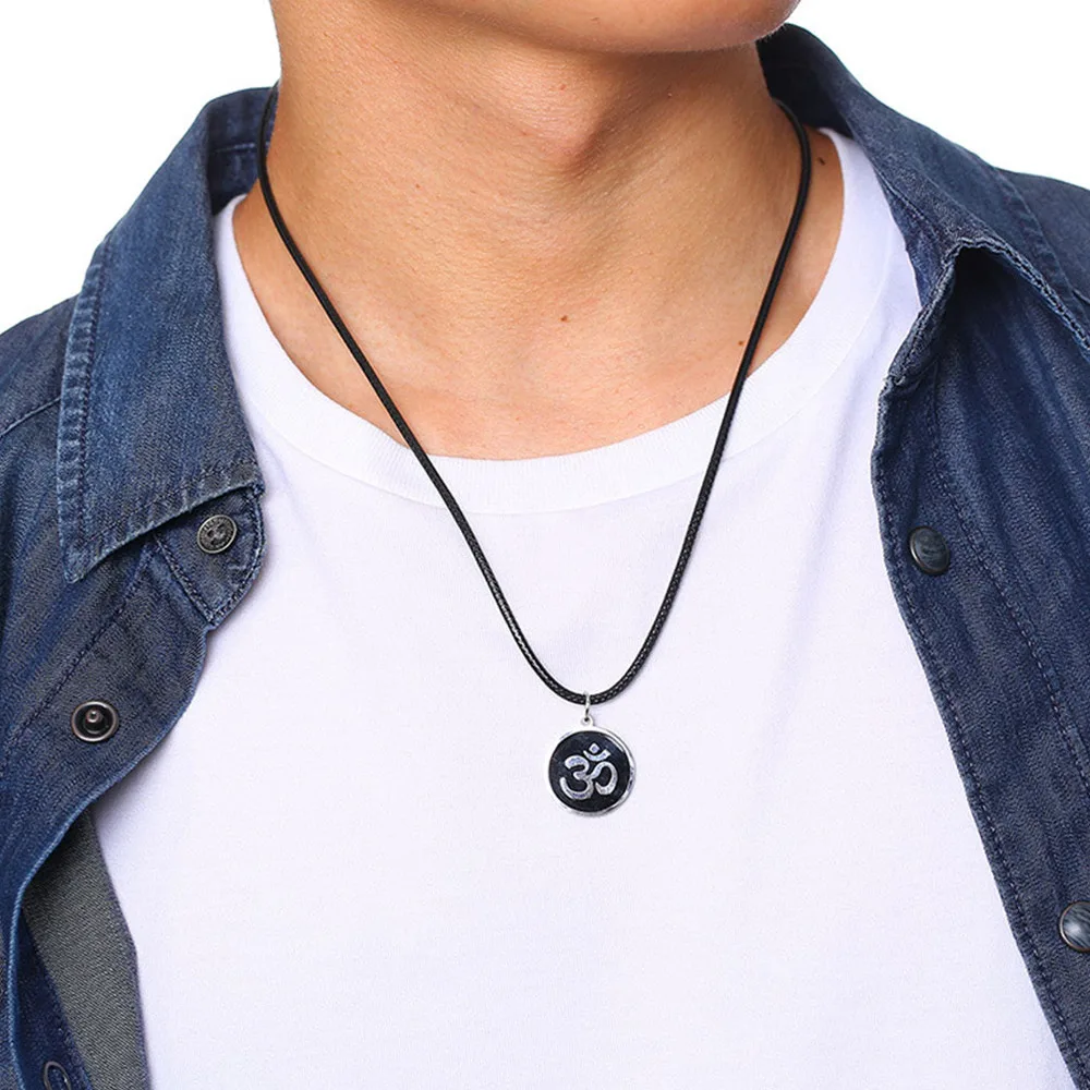 

1Pc Leather Strap Necklace Round Sign Pendant Leather Strap Neck Chain Stainless Steel Pendant for Gift Party
