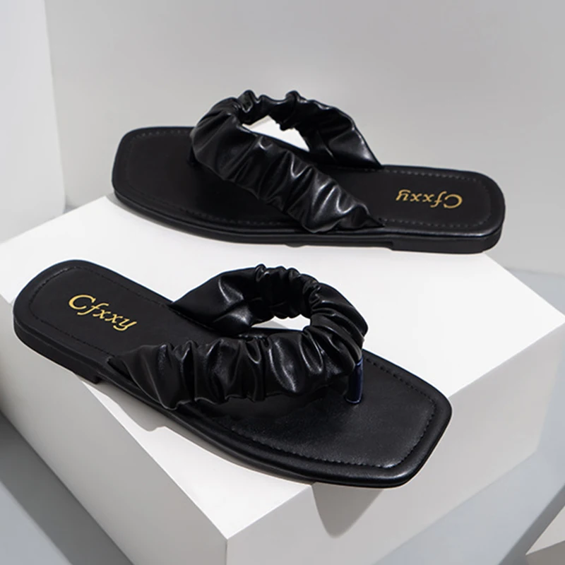 

Fashion Women Flip Flops Sell Well Temperament Flat Sandals Women Pleated Design Home Slippers Women for Outer Wear Woman Shoes