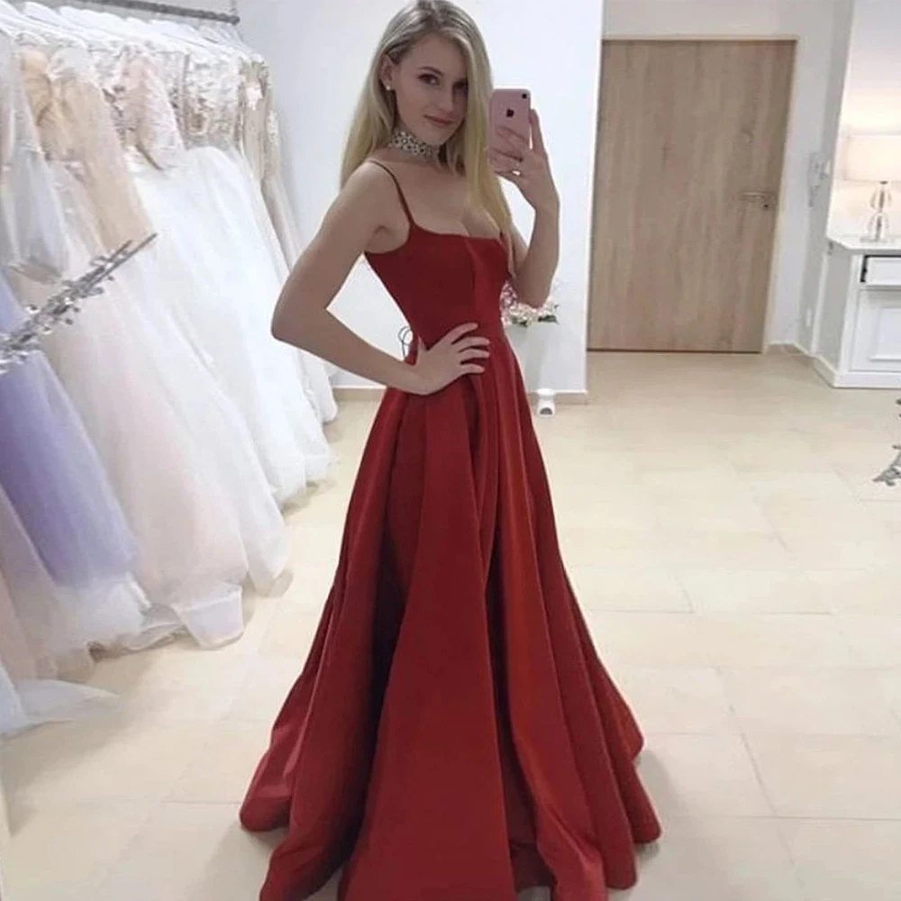 

A-line Burgundy Evening Dresses Long Luxury 2021 Spaghetti Satin Elegant Sexy Prom Gowns Side Split robe de soirée de mariage