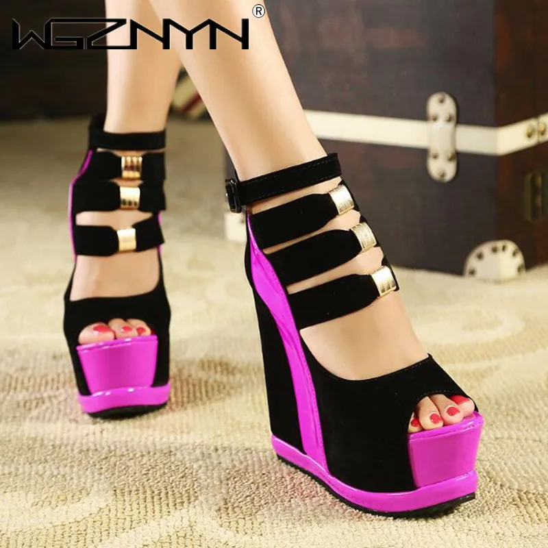 

Women's Shoes