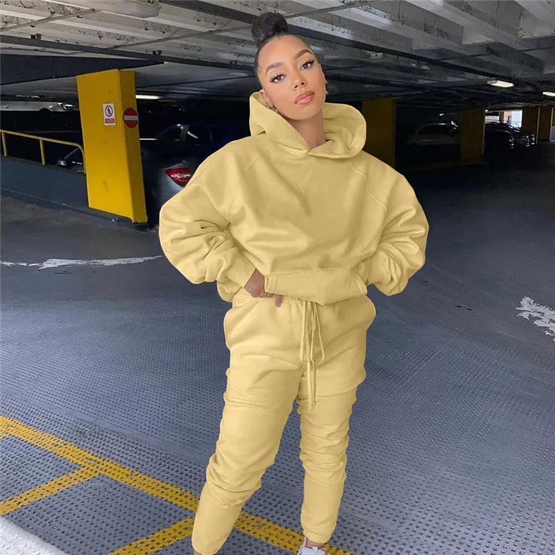 

Однотонный женский комплект YICIYA 2021, свитшот с капюшоном и штаны для бега, спортивный костюм, комплект из двух предметов, осенне-зимняя повсе...