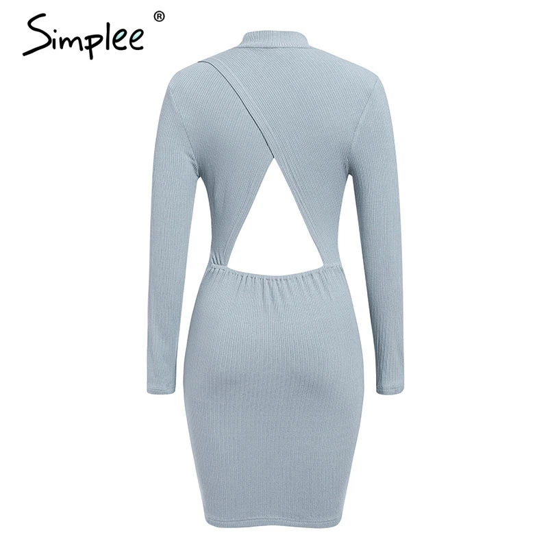 Короткое вечернее платье Simplee с открытой спиной трикотажное ажурное однотонное