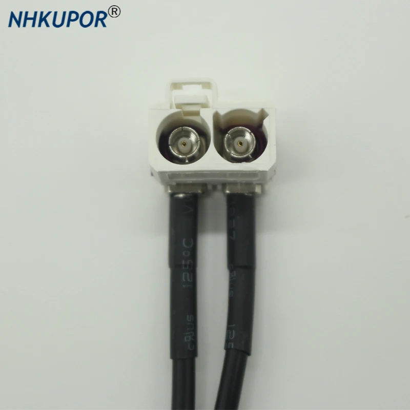 Радиоантенный адаптер 1-2 конверсионного кабеля для VW RNS 310 RNS315 RNS510 RCD310 RCD510 MFD3 Skoda |