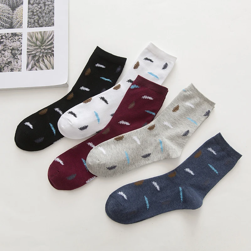 

Fast Shipping 5 pairs Cotton Crew Socks For Men's Business Spring Summer Casual Solid Color Socks feathers socks Korean style