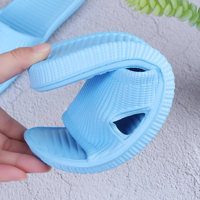 New Women/Men Indoor Floor Flat Shoes Summer Non-slip Flip Flops Bath Home Slippers Female Slipper Comfortable Zapatillas De