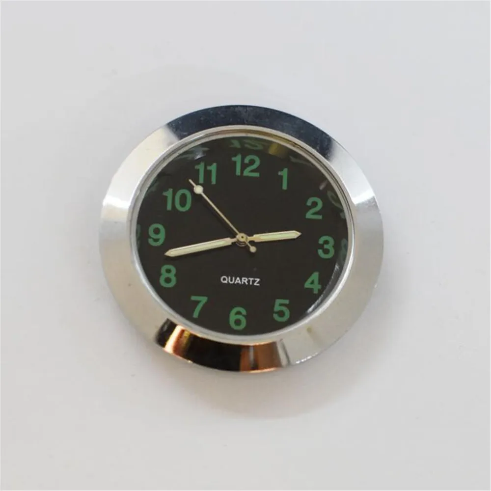 Светящиеся часы для автомобиля миниатюрные кварцевые на вентиляционную решетку