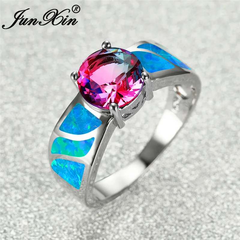 Женское кольцо с голубым огненным опалом обручальное градиентом радуги