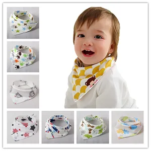 Слюнявчик детский хлопковый разноцветный, 1 шт.