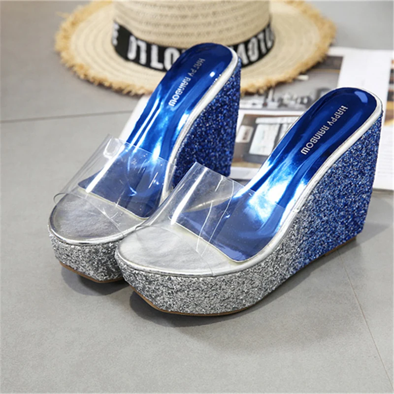 Новинка 2020 года женские босоножки на танкетке с блестками и кристаллами