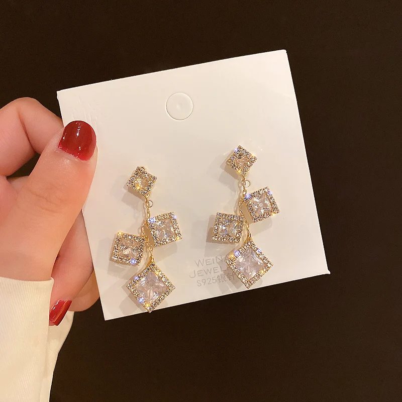 

2021 Trendy Korean Design Creative Cube Geometric Earring for Women Top Quality Crystal Zircon Earrings Birthday Gift Pendant
