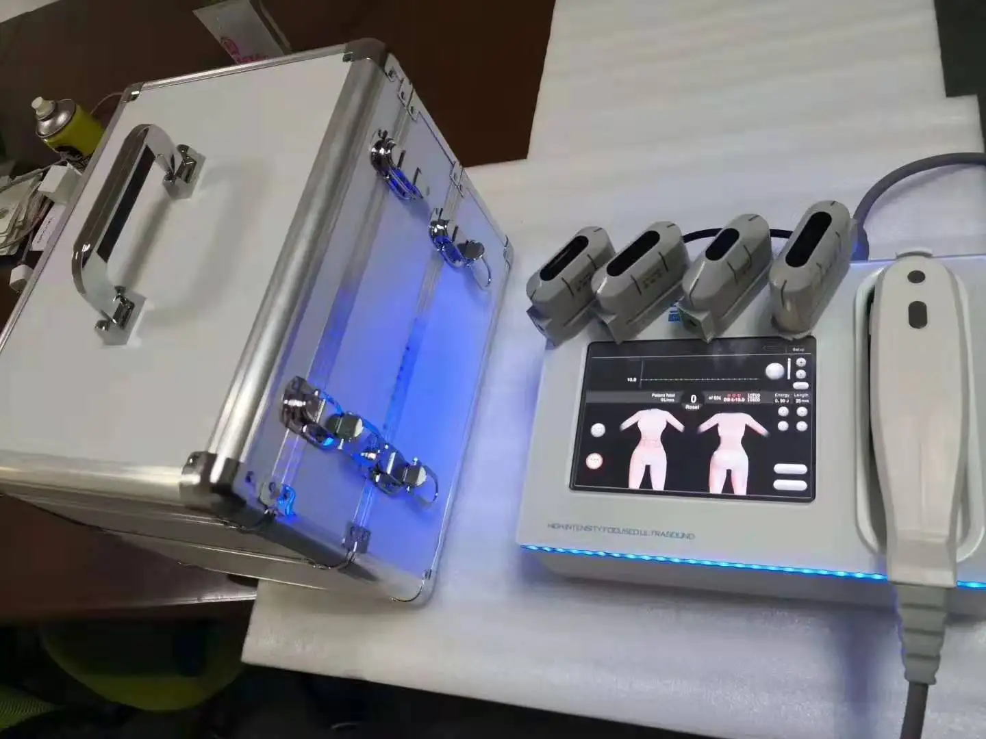 Для домашнего использования уход за кожей лица против морщин и лифтинга