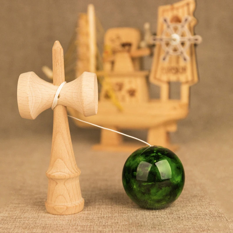 Green 18 см шар Kendama деревянные игрушки мраморный цвет Kendama профессиональные умелые шарики для жонглирования игрушки для взрослых детей случайные цвета - Цвет: Green