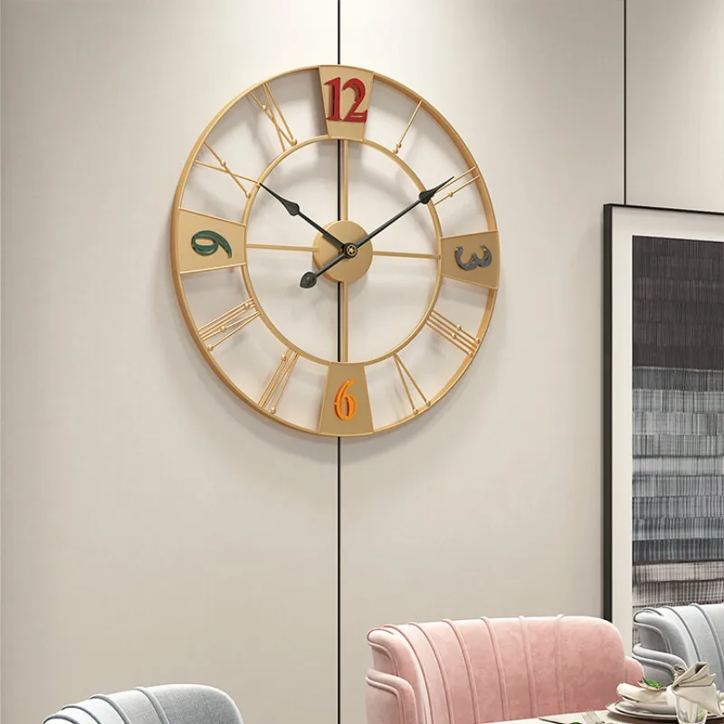 

Large Metal Wall Clock Golden Luxury Vintage Silent Simple Living Room Clock Wall Grosse Horloge Modern Design Home Decor MM60WC
