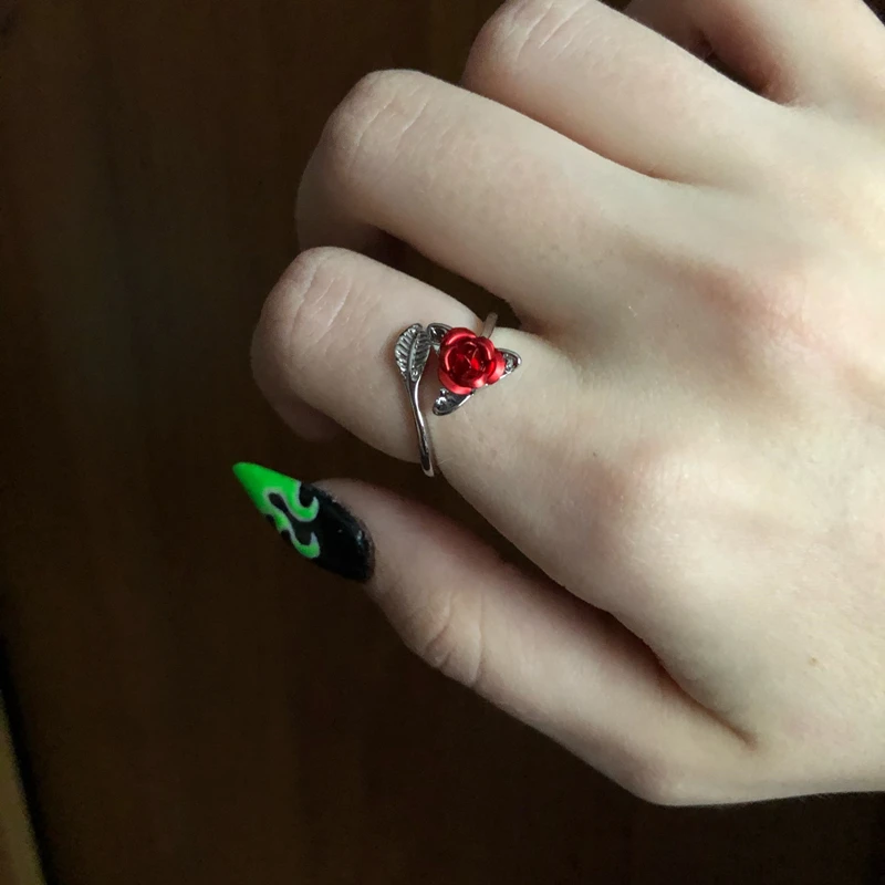 

Women Ring Red Rose Flower Leaves Open Ring 3 Colors Resizable Finger Rings Women Romantic Valentines Mothers Day Gift Jewelry
