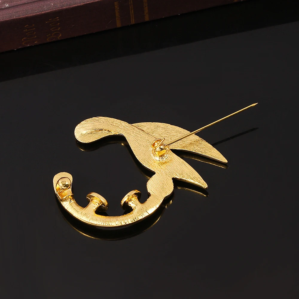 Аниме фиолетовая брошь Evergarden из сплава Значки Косплей золотые значки реквизит