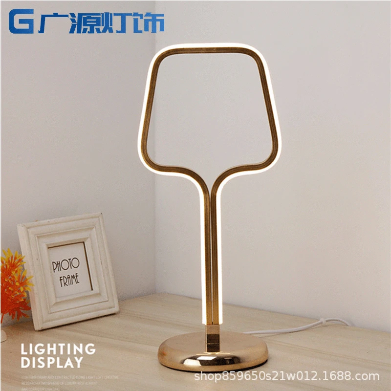 

Простая Современная настольная лампа для спальни, нордическая прикроватная лампа для спальни, детская Энергосберегающая светодиодная лам...