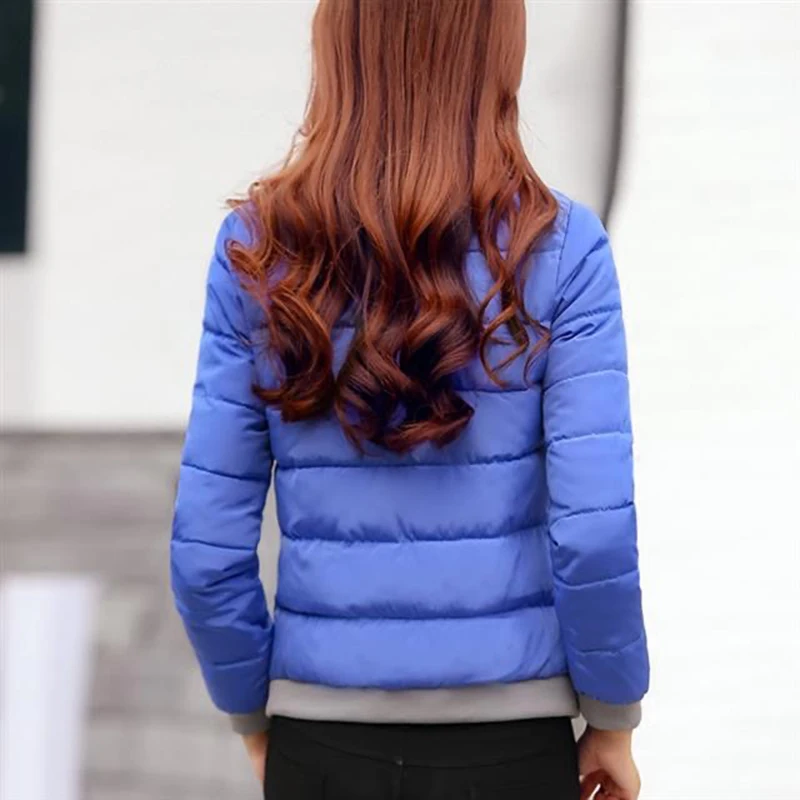 Женская короткая бейсбольная куртка с воротником-стойкой осенне-зимняя Базовая