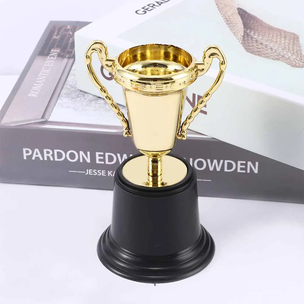 Мини Пластиковые Золотые стаканы награды вечерние Детские Спортивные Игрушки