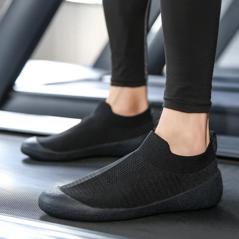 Мужские кроссовки 2021 спортивная обувь с летящей сеткой многофункциональные