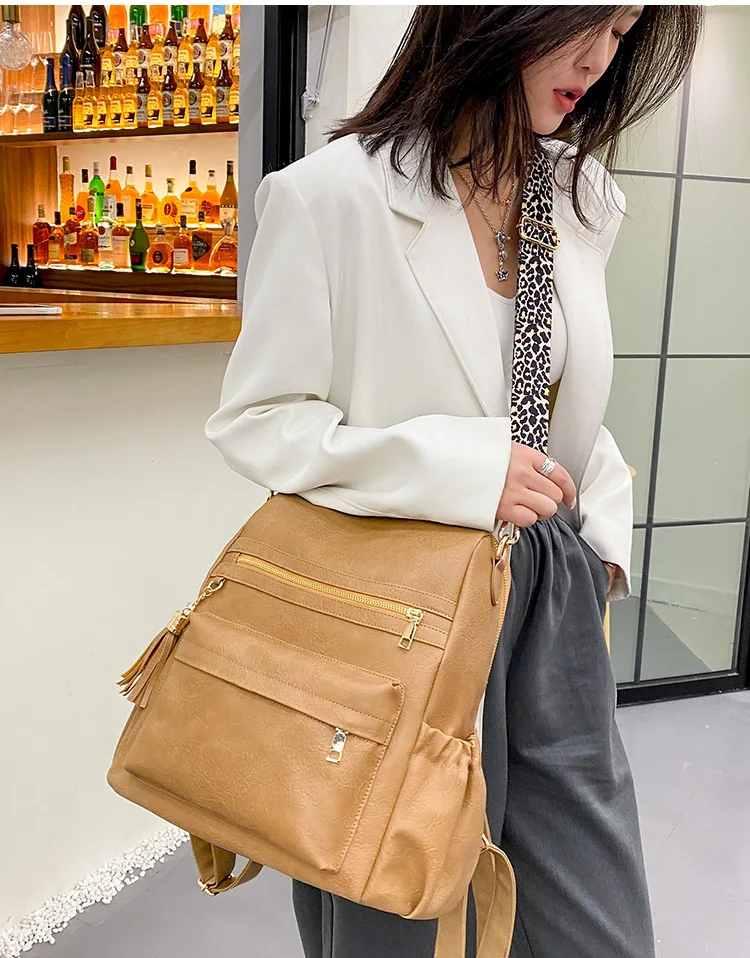 

New Fashion Designer Retro Large Capacity Leopard Shoulder Backpack PU Leather Solid Color Cheetah Shoulder Bags Leopard Strap