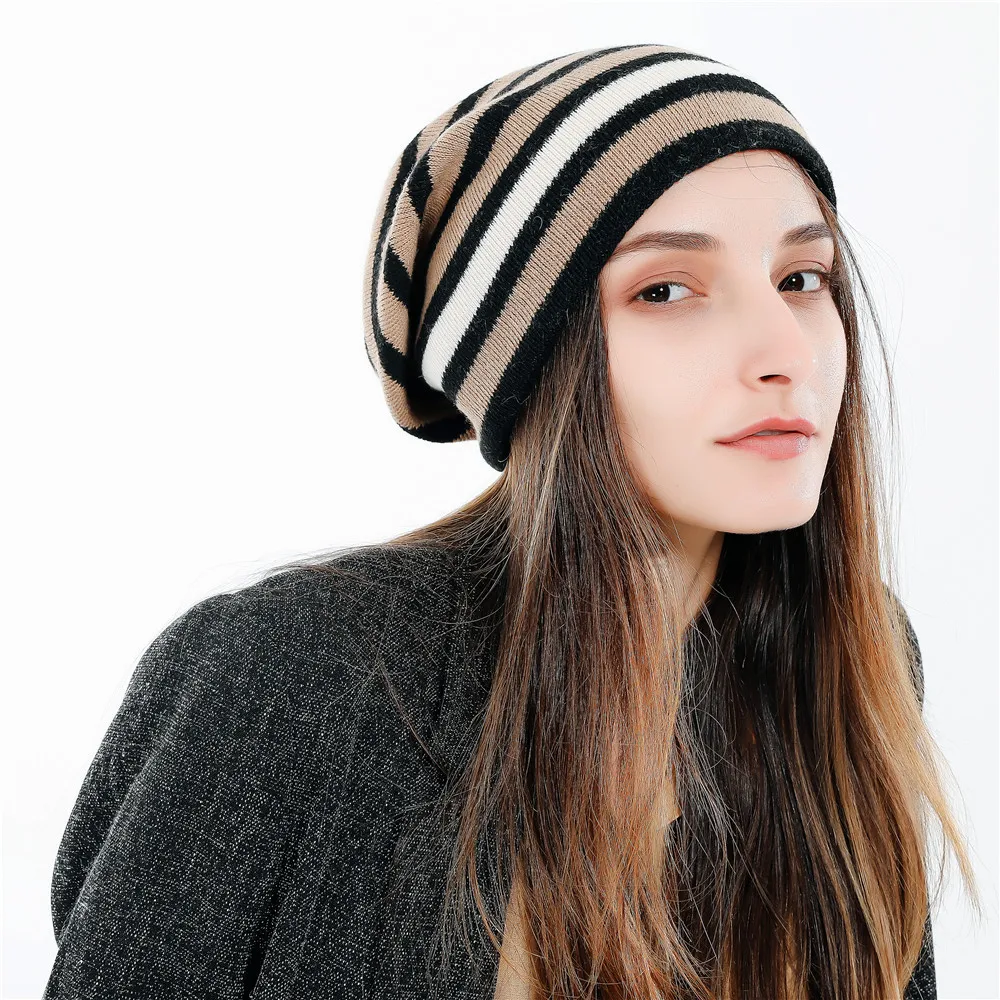 Милая серия осенних и зимних студенческих теплых вязаных шапок для девочек |