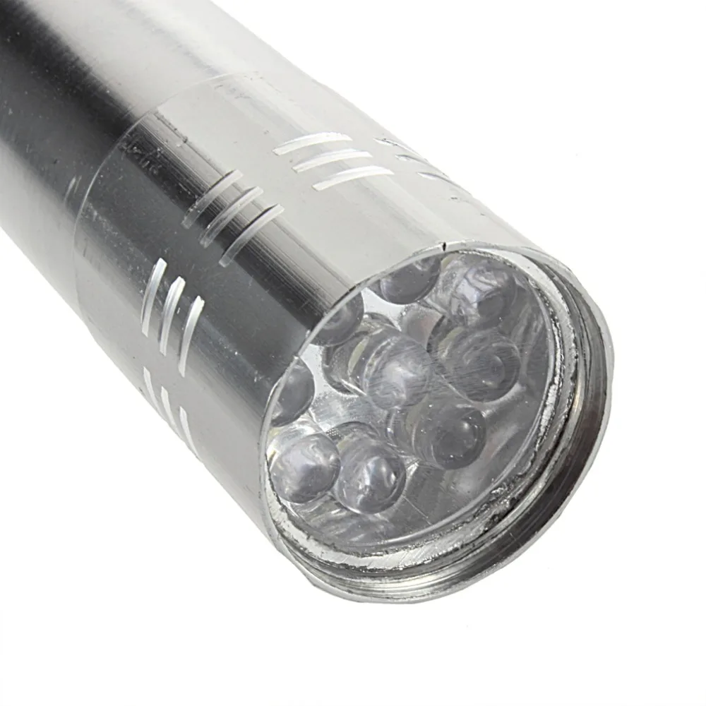 

1pcs 9 LED Aluminum Classic Flashlight Lamp Emergency Camping Small Flashlight