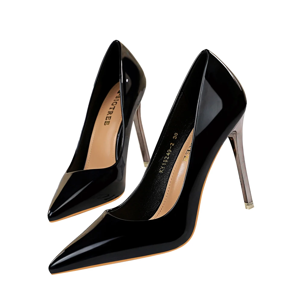 Женские туфли-лодочки из лакированной кожи размера плюс B1-1 размеры 34-43