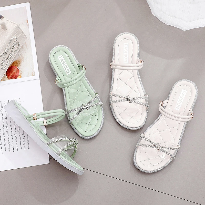

Flat Shoes Female Slippers Casual Slides Low Jelly Flip Flops Platform Slipers Women Luxury Summer Glitter 2021 Scandals Crystal