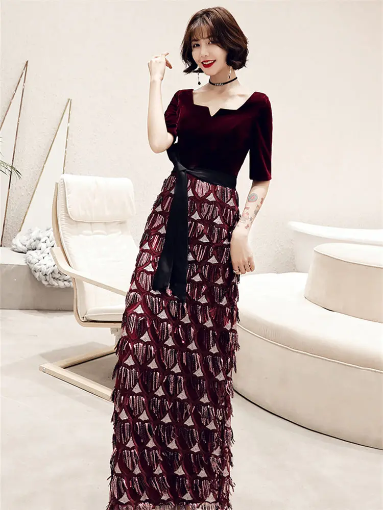 Это Yiya вечернее платье, с вырезом лодочкой полномерная прямая Robe De Soiree кисточки короткий рукав длиной до щиколотки женские вечерние платья E894