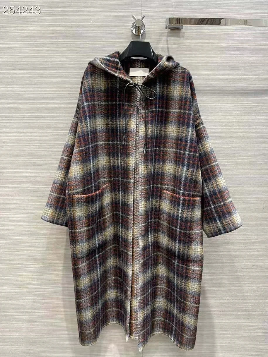 

Fashion Women Long Cloak Coats 2022 Spring Runway Luxury European Hoodies Plaid Print Loose Party Style Women Wool Coat