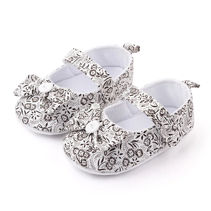 

Туфли для маленьких девочек с цветочным принтом, нескользящие, на мягкой подошве, повседневные прогулочные туфли для малышей, 2021