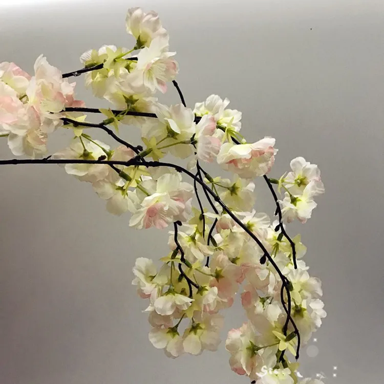 melhor 135cm De Seda Branca Flores De Cerejeira Ramo Ôrvore De Cerejeira Casamento Arco Decoração Flor Fundo Parede Pendurado Flor Falsa