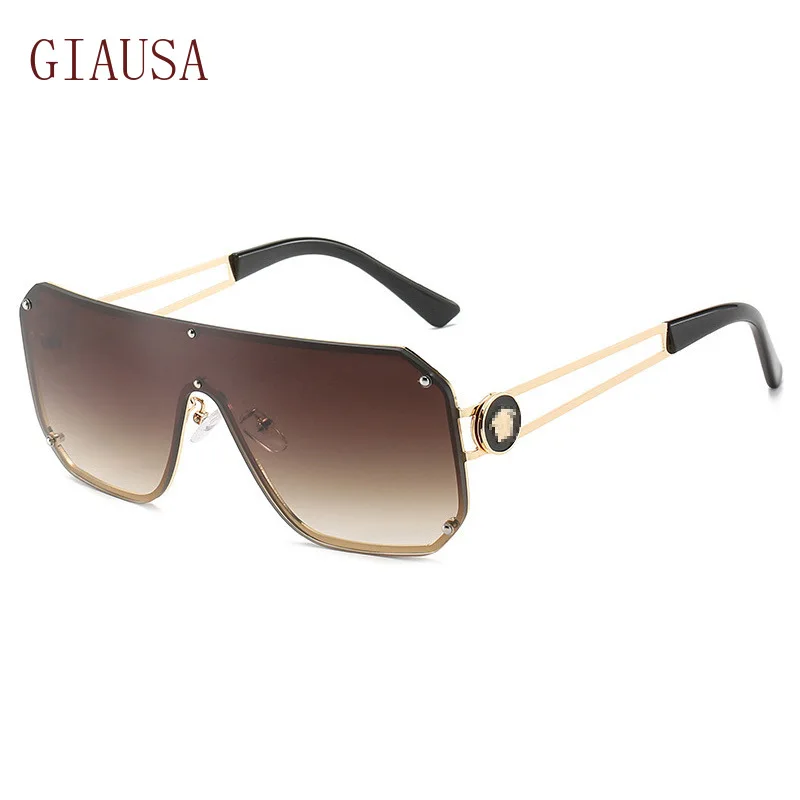 

GIAUSAEuropean and American fashion Retro Metal Sunglasses beauty head toad Sunglasses men and women yellow glasses