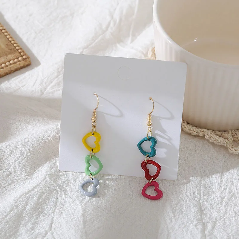 

New Arrival Fashion Rainbow Color Long Tassel Acrylic Earrings for Women Lovely Mini Peach Heart Exaggerated Brincos Femme 2021