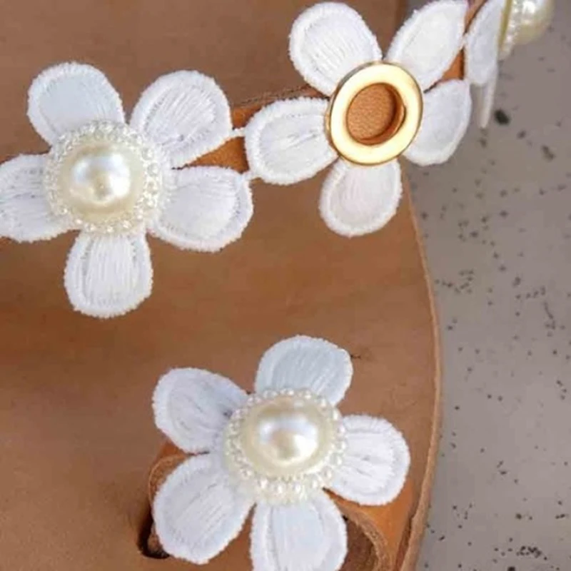

Women Sandals Bohemia Style Summer Shoes For Women Flat Sandals Beach Shoes 2021 Flowers Flip Flops Plus Size Chaussures Femme