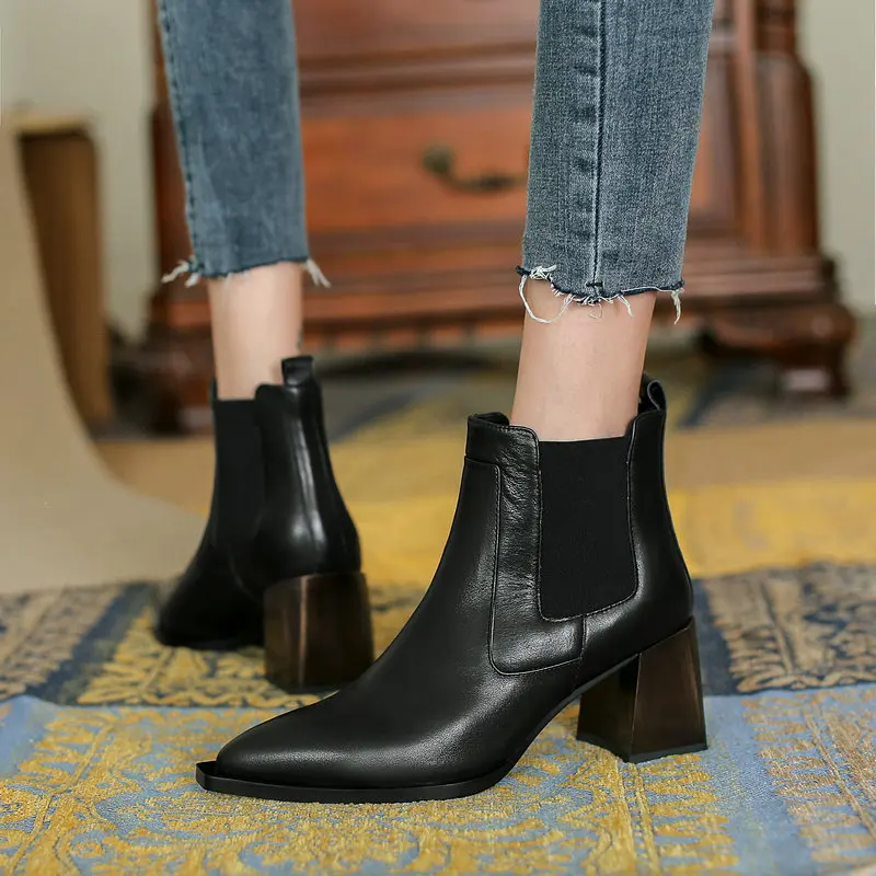 

Punk Women Ankle Boots Autumn Winter Quality Genuine Leather Short Boots Slip-on Motorcycle Boots Party Shoes Woman