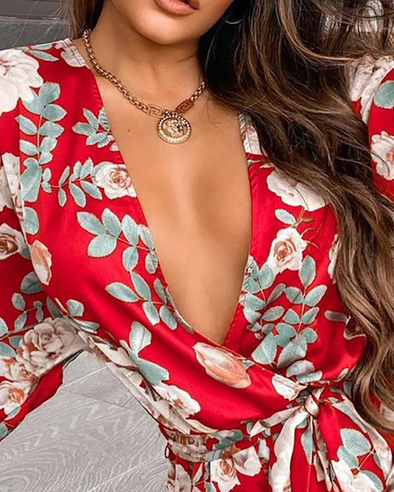 

Women Fashion Sexy Low Cut Vest Red Floral Short Sleeve Loose Bandage Jumpsuits