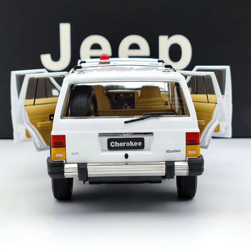 1/18 для J ep XJ Cherokee SUV 4x4 белый литьё под давлением модельных лимитированная