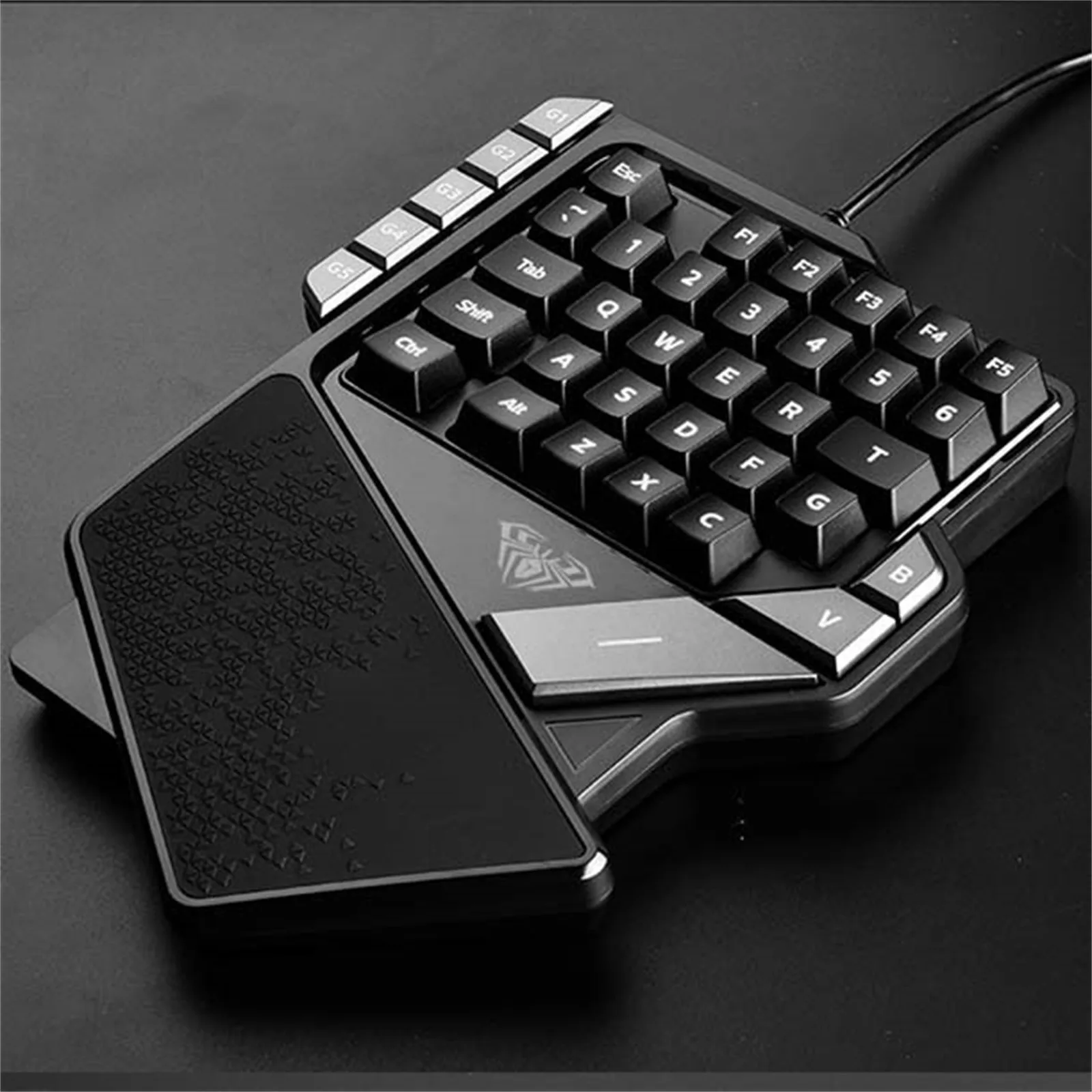 

New Gaming Keyboard Ergonomic One-handed Keyboard Gamer Mini LED Backlit USB PC Keypad Wired Keyboards for LOL PUBG Games