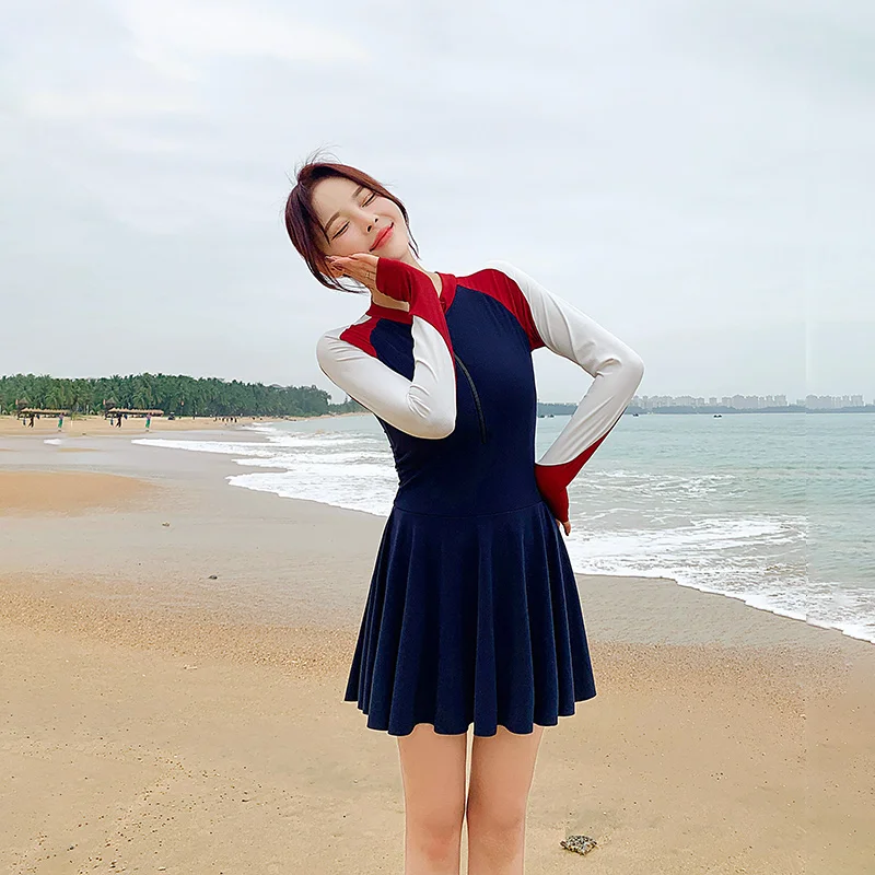 Слитный купальник с длинным рукавом спортивный Монокини на молнии женское