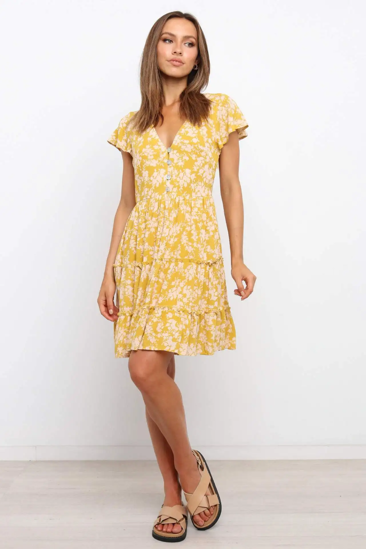 

Summer Dress 2021 Spring and Summer V-neck Short Sleeve Pleated Button Print Ruffle Dress Women Women Clothing Robe ete