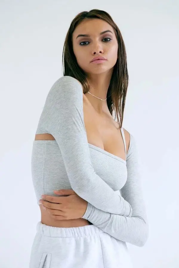 

2020 Fashion Autumn Sexy Tank Women Solid Slim V neck Straps Vest Long Sleeve Tee T Shirt