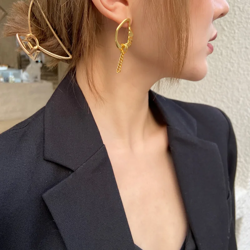 

Brass With 18K Gold Real Pearl Chains Earrings Women Jewelry Punk Party Gown Runway Rare Korean Japan Boho Hiphop