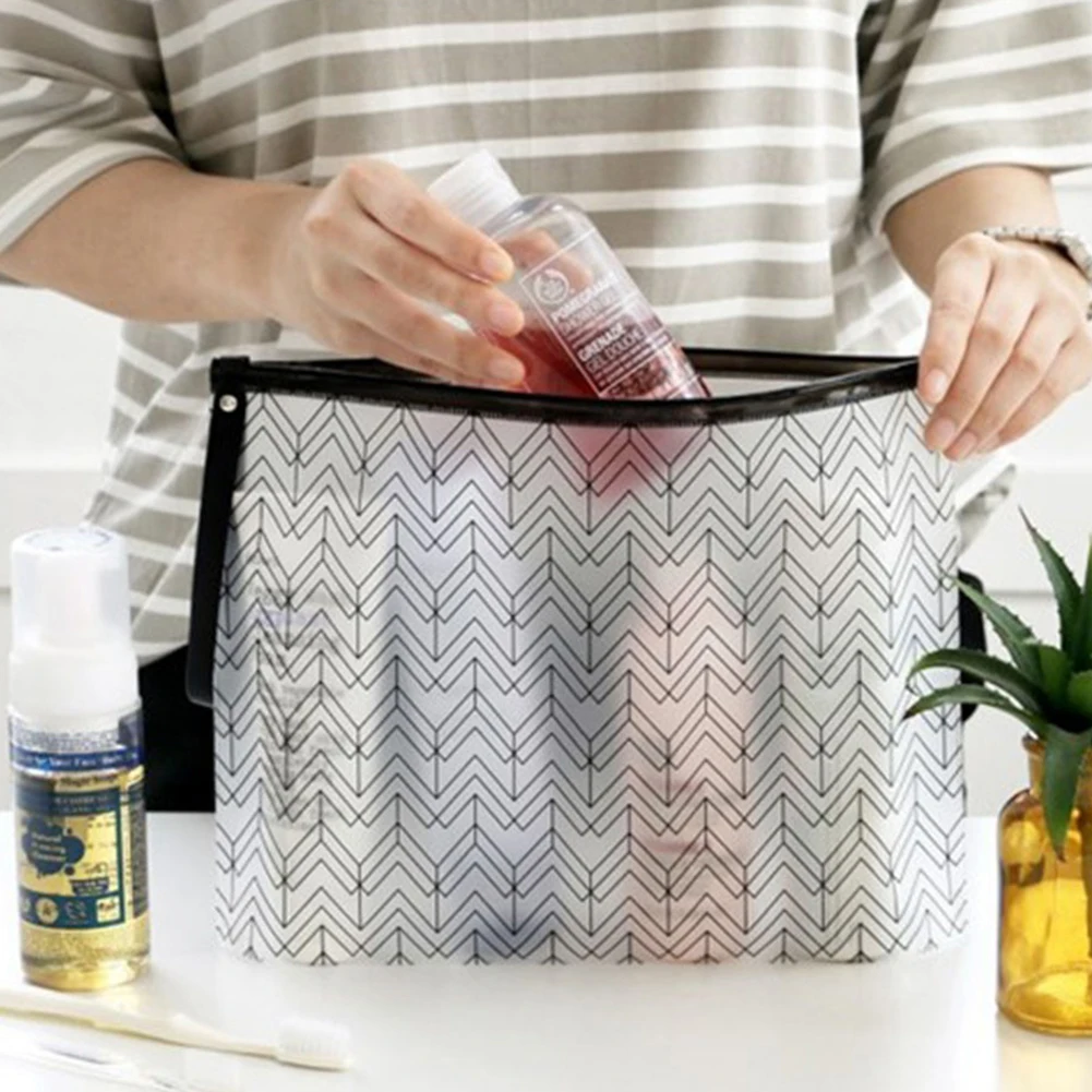 Косметичка для туалетных принадлежностей органайзер путешествий портативная