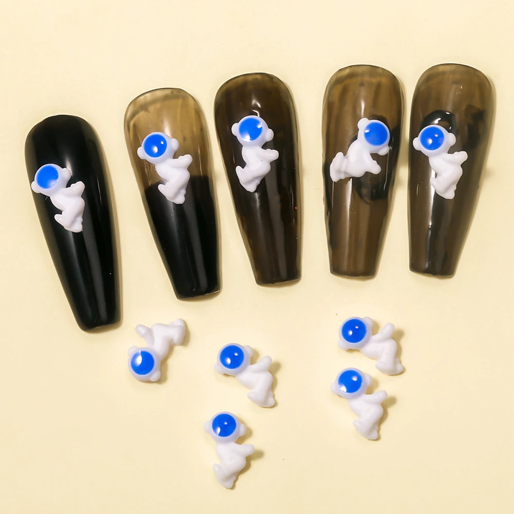 

10PC Resin Astronaut Nail Accessorie Black Blue 3D Cartoon Design Astronaut Pendant Nail Accessorie DIY Nail Art Decoration Tool