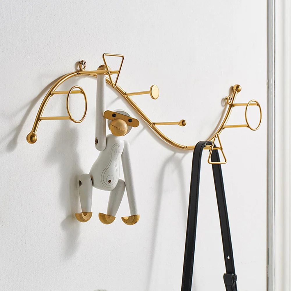 

1Pc Simple Clothing Hook Practical Wall Hook Nordic Style Iron Hook (Golden)