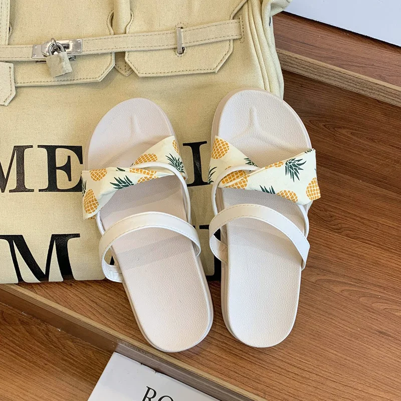 

Shoes House Slippers Platform Slides Fashion Slipers Women Med Shale Female Beach Luxury Rubber Flat 2021 Massage Sabot Rome Swe