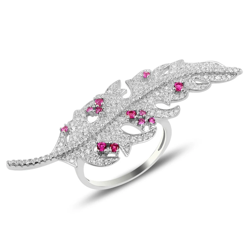 

Серебряное циркониевое кольцо Silverlina
