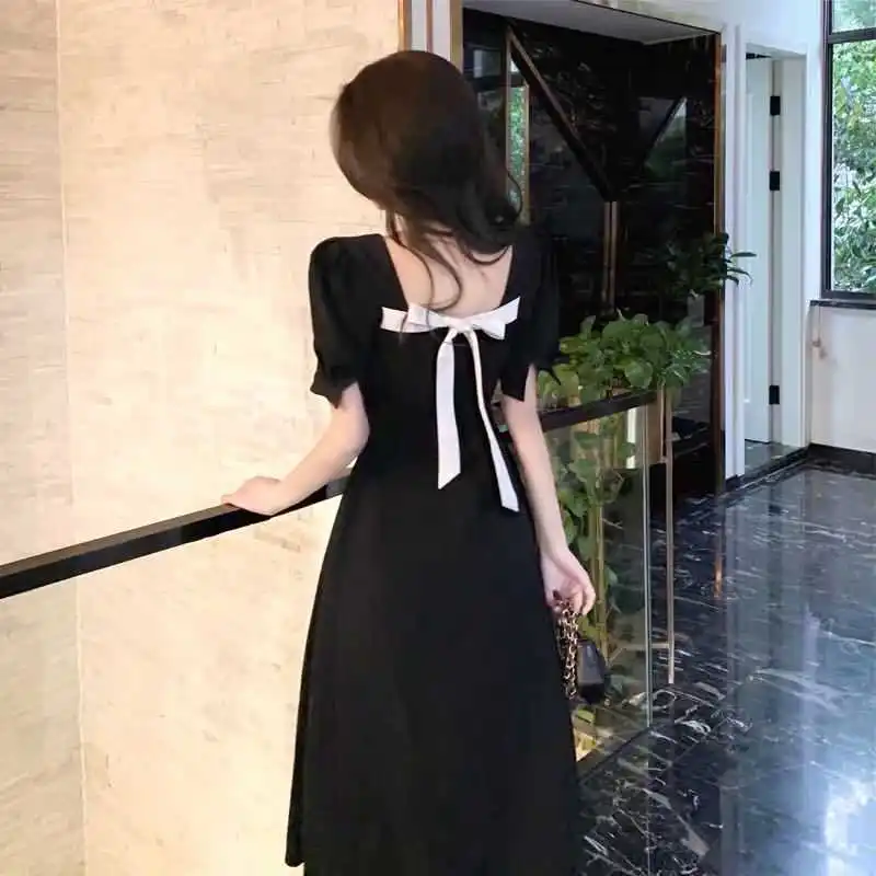 

Женские платья МАЗ